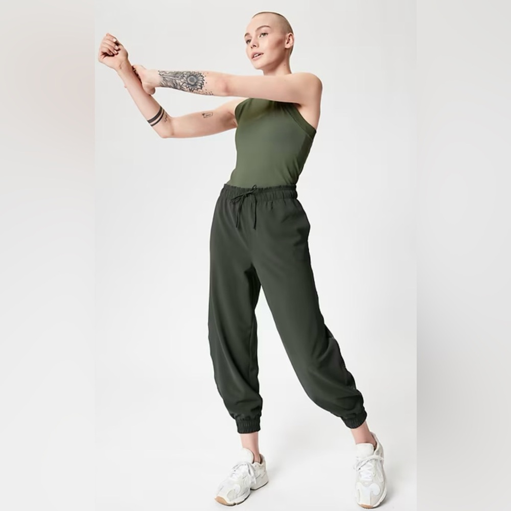 Athleta Black Metropolis Jogger Sz 8